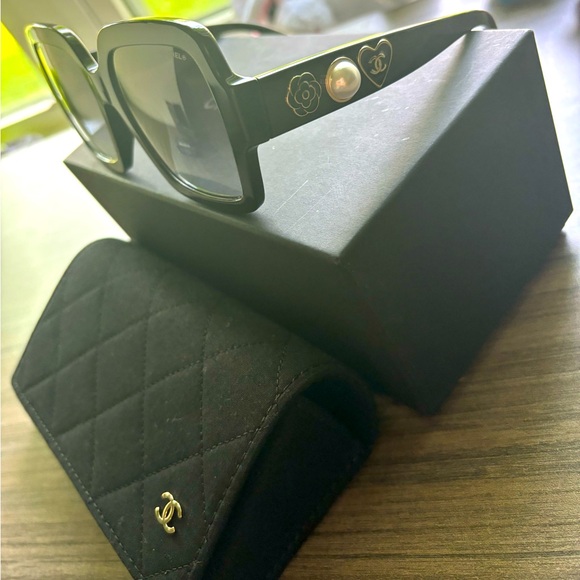 Chanel square sunglasses acetate black - Picture 1 of 5